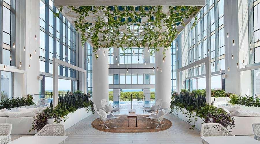Sentral Michigan Avenue Aparthotel Chicago Interieur foto The lobby of the building